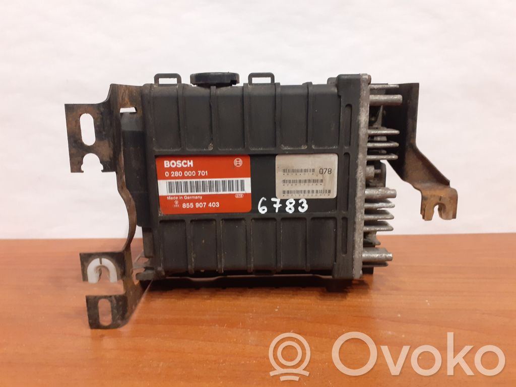 Volkswagen Golf II Engine control unit/module 