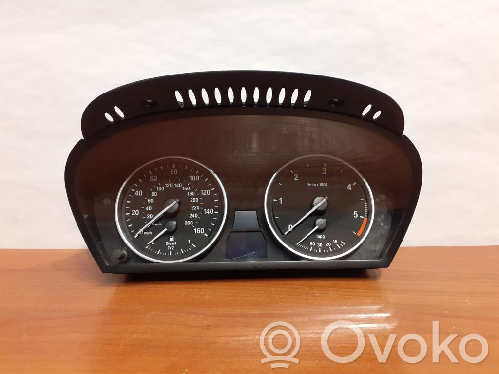 BMW X5 E70 Speedometer (instrument cluster) 