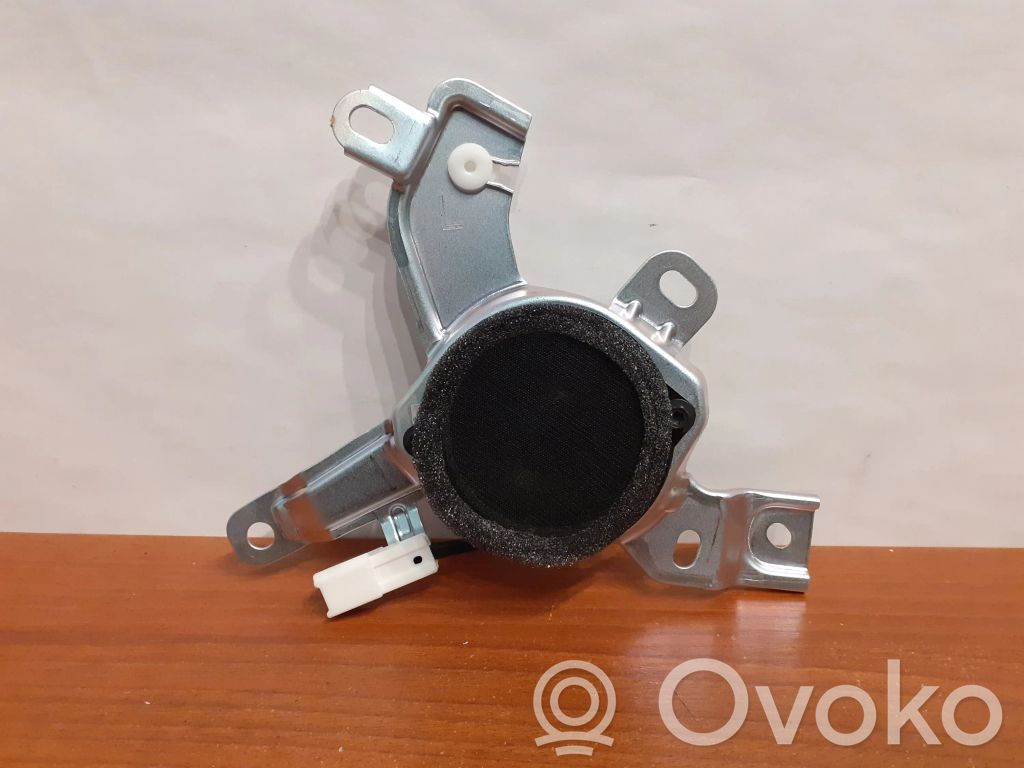 Lexus RX 330 - 350 - 400H Panel speaker 