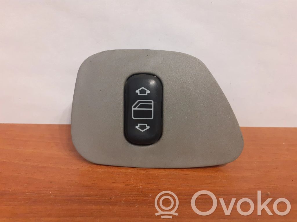 Mercedes-Benz E W210 Electric window control switch 