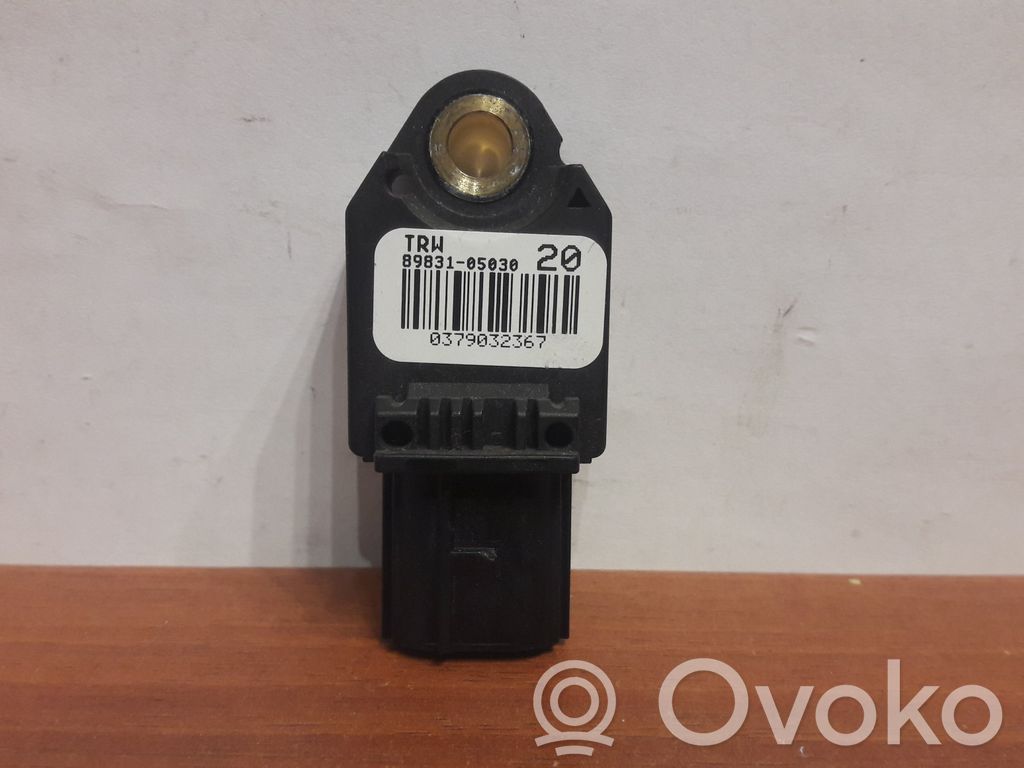 Toyota Avensis T270 Sensor impacto/accidente para activar Airbag 