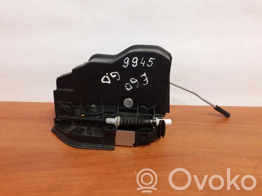Cerradura de puerta trasera   A046998,7167076,9945