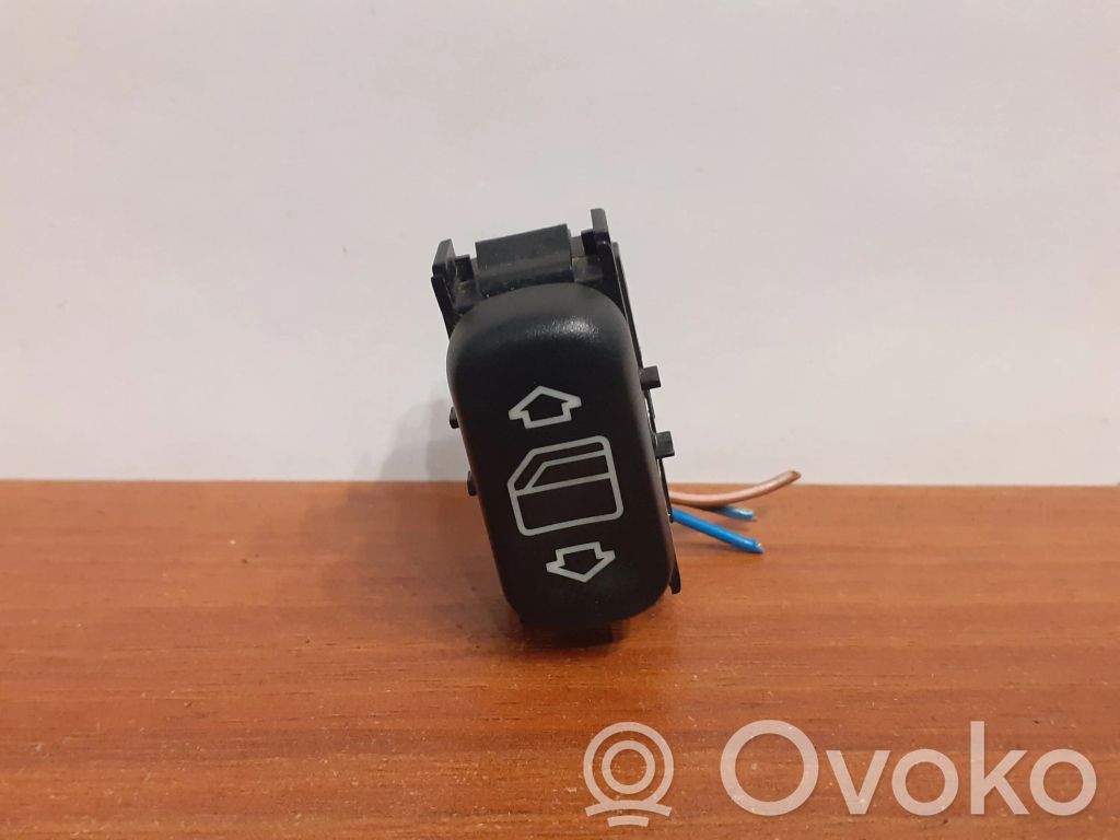 Mercedes-Benz E W210 Electric window control switch 