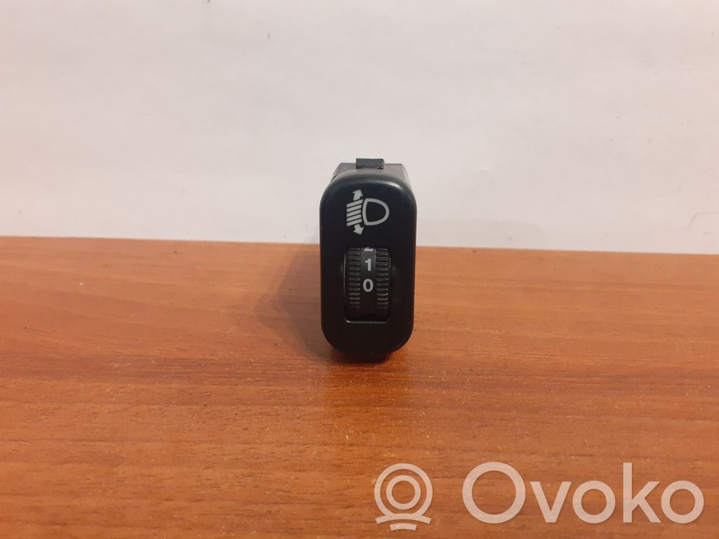 Mercedes-Benz Sprinter W906 Включатель регулировки высоты фонарей 