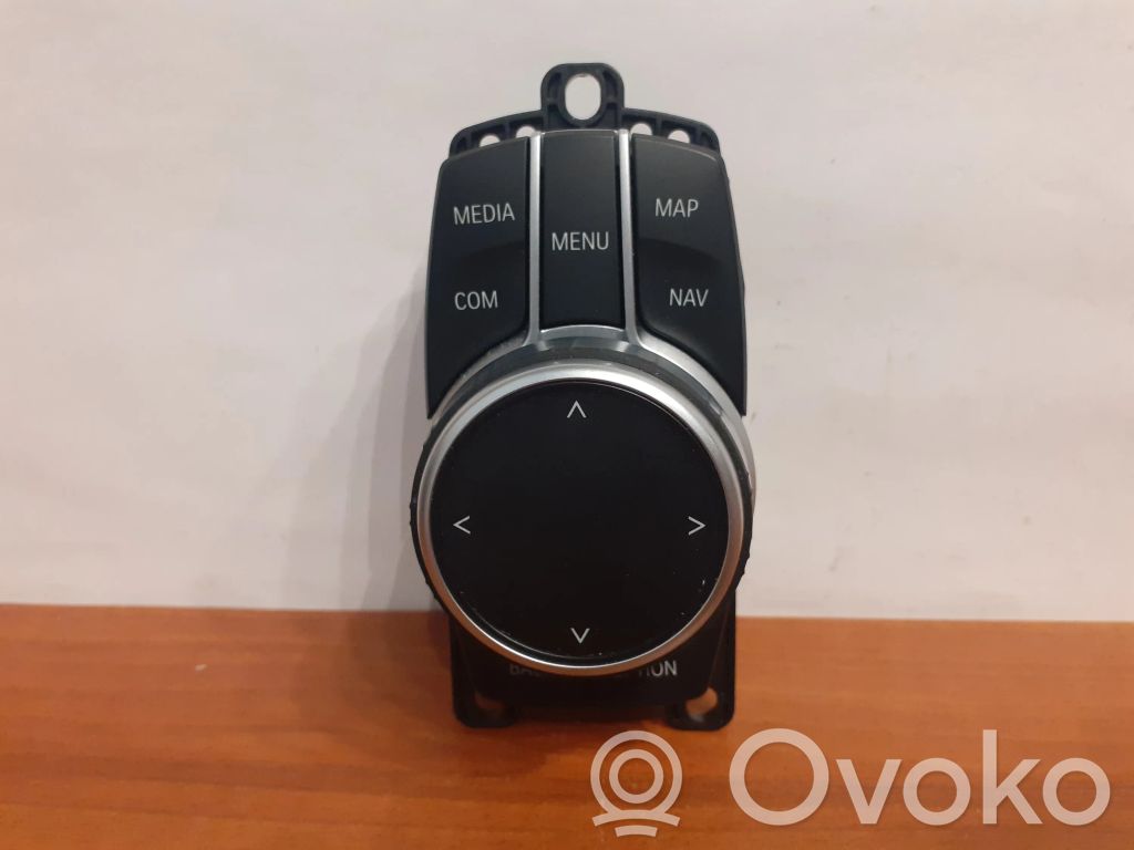 BMW 5 G30 G31 G38 Multimediju kontrolieris 
