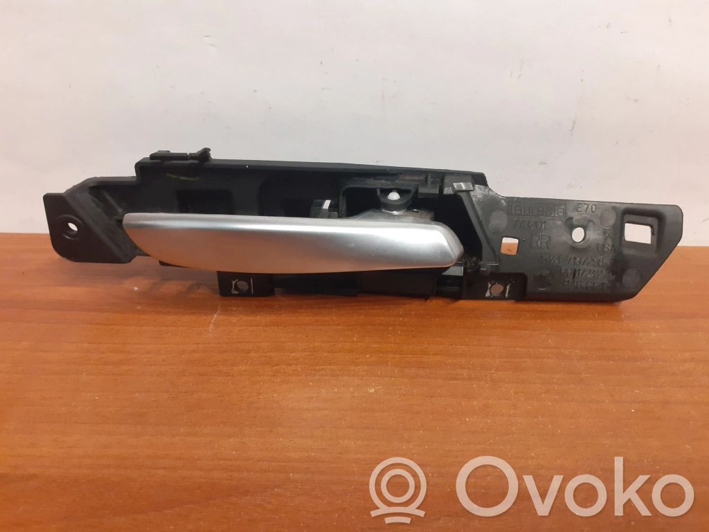 BMW X5 E70 Manecilla interna puerta trasera 