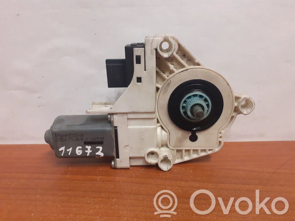 Audi A6 S6 C6 4F Front door electric window regulator 