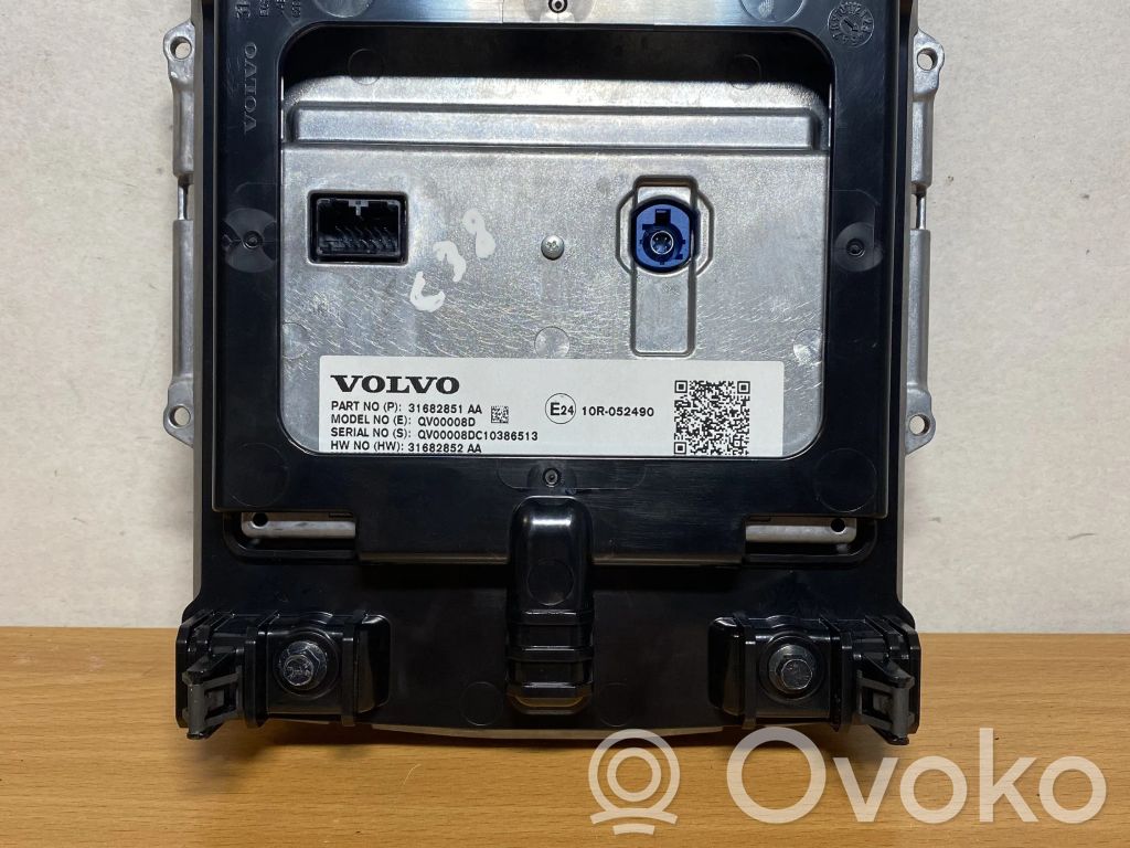Volvo XC40 Ecran/afișaj/ecran mic 