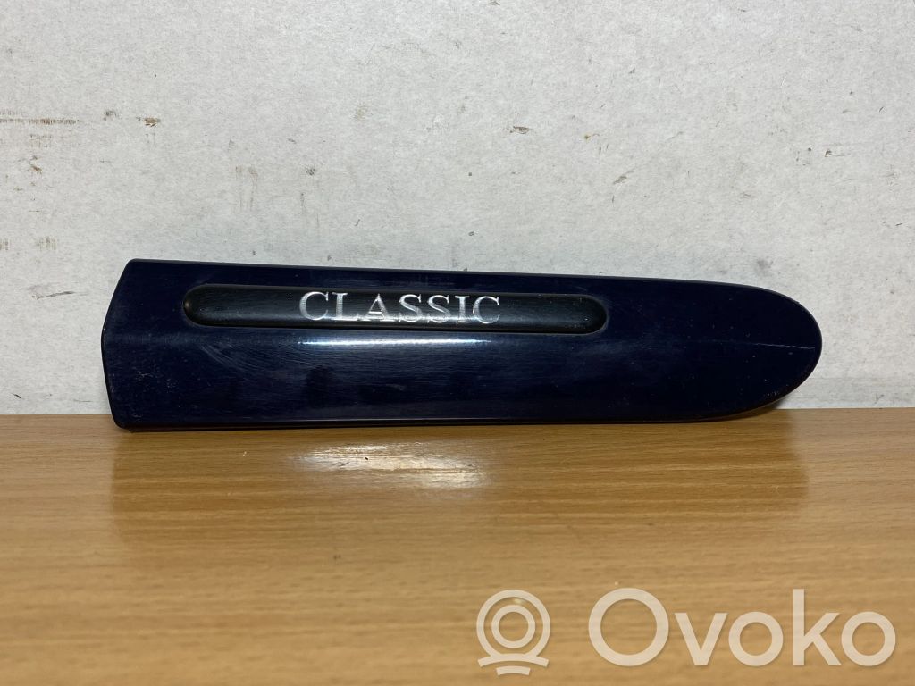 Mercedes-Benz C W203 Spārna dekoratīvā apdare (moldings) 
