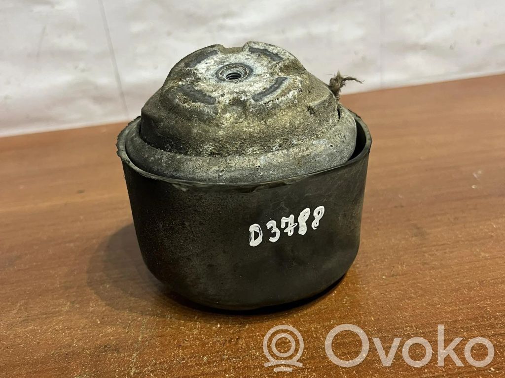 Mercedes-Benz S W221 other engine part 