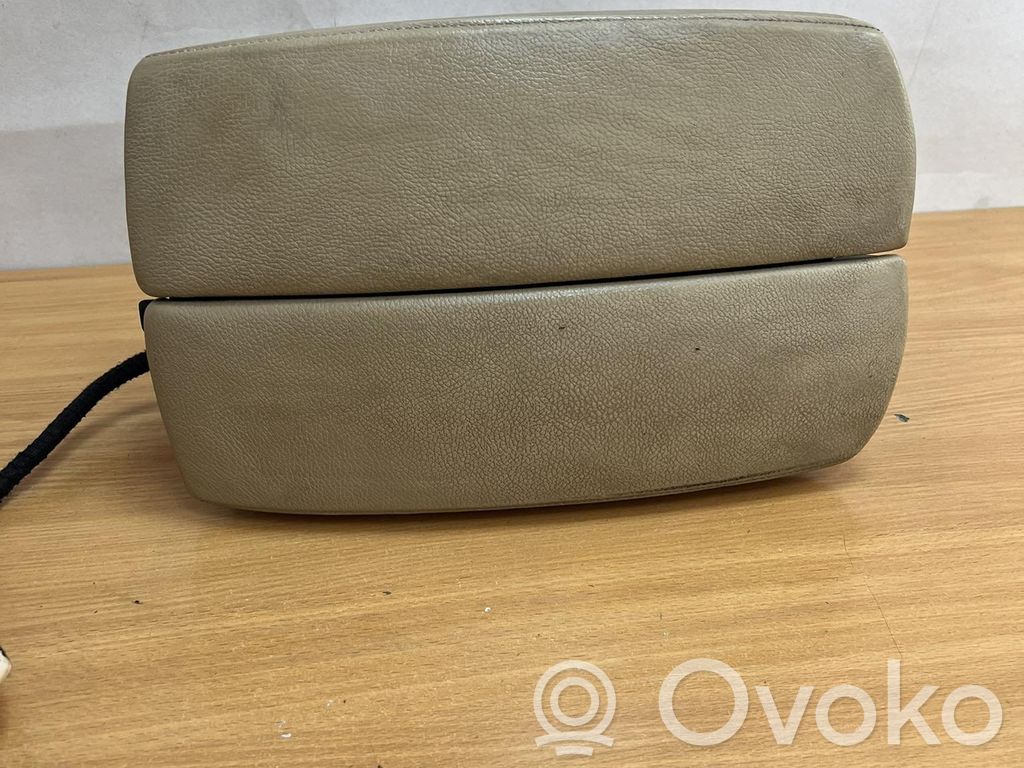 BMW X5 E70 Glove box 