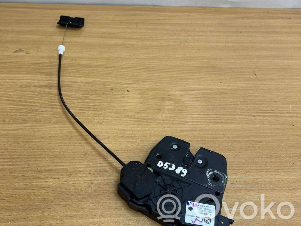 Tailgate/trunk/boot lock/catch/latch   912842103,D5389