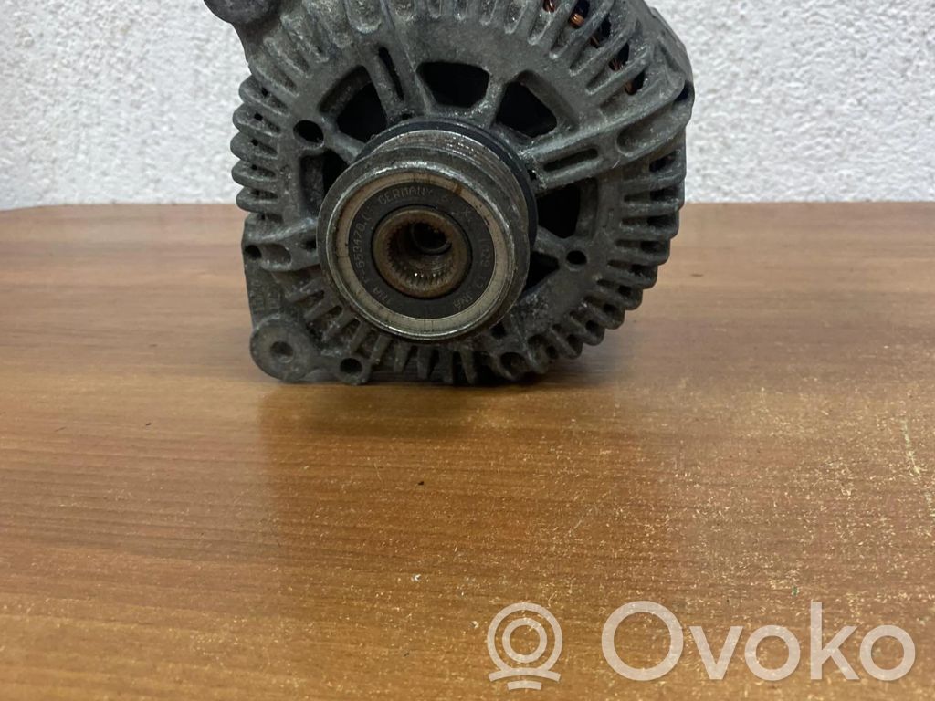 Volkswagen PASSAT B6 Ģenerators 