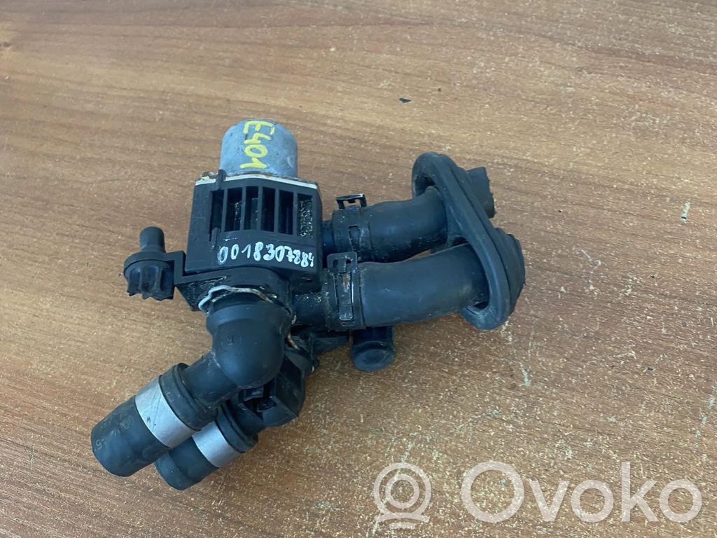 Mercedes-Benz E W210 Coolant heater control valve 