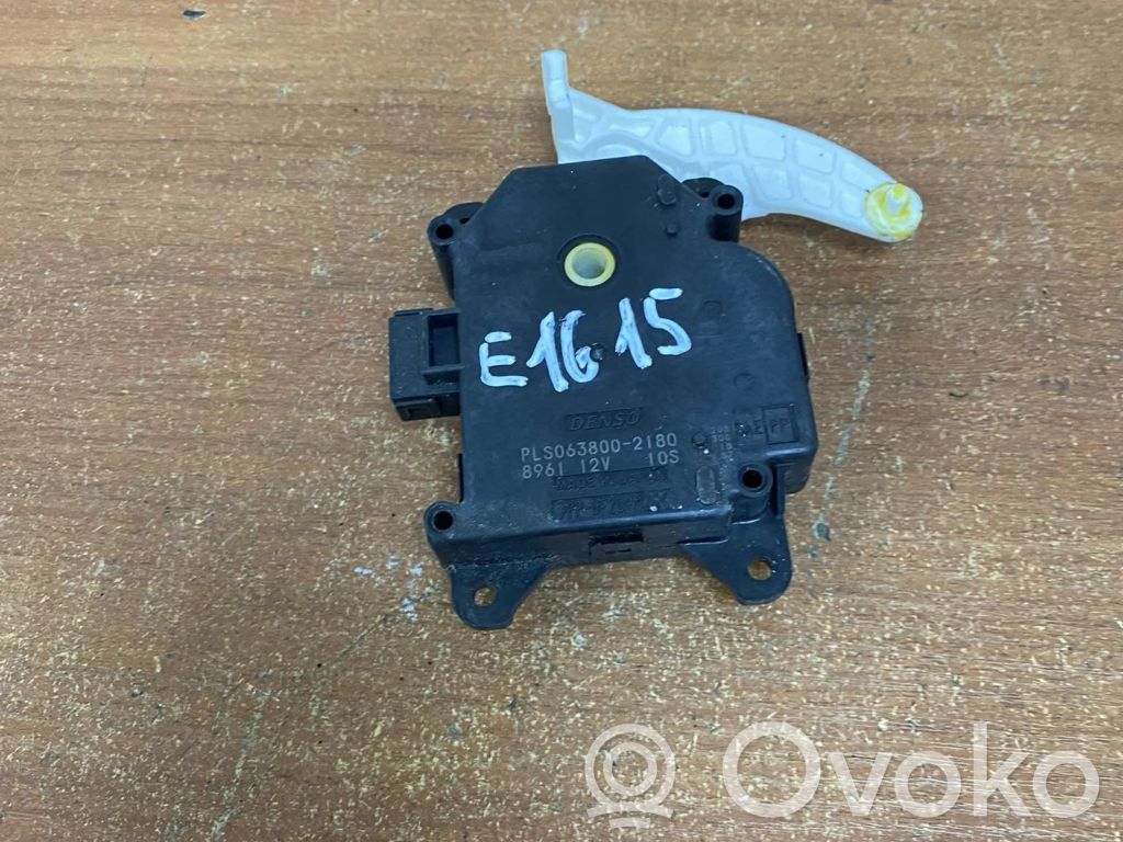 Toyota RAV 4 (XA40) Actuator/motor supapă galerie admisie 