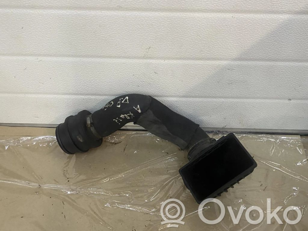 Mercedes-Benz A W169 Intercooler hose/pipe 