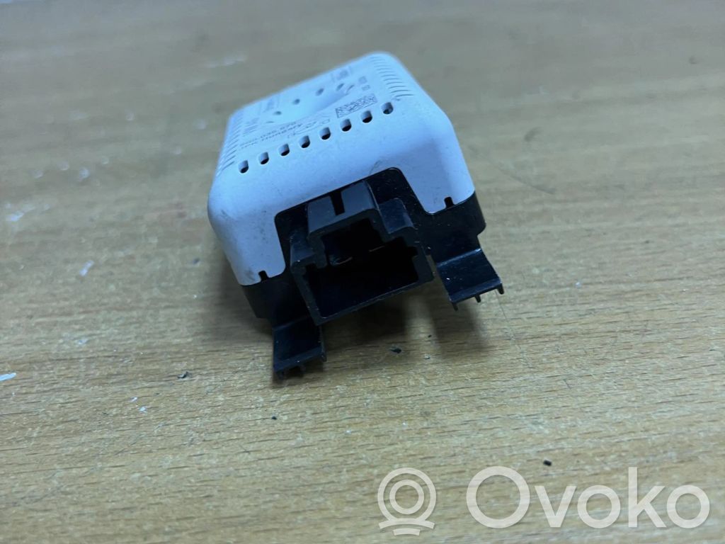 Volkswagen Golf VII Antenos stiprintuvas 