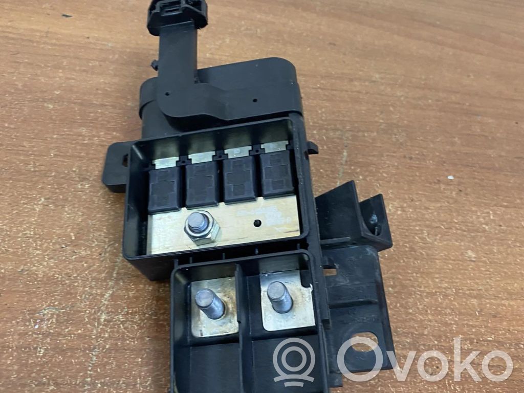 BMW 7 E65 E66 Fuse module 