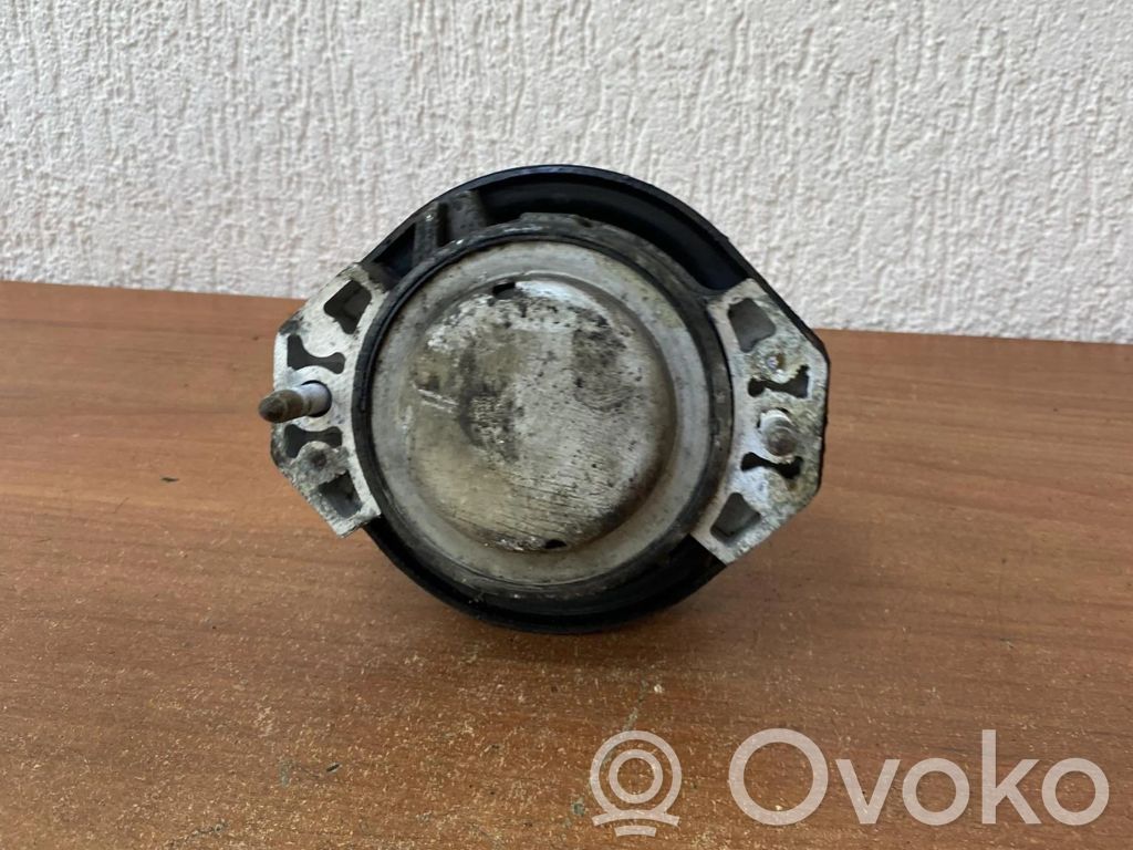 BMW 7 E65 E66 Other engine bay part 