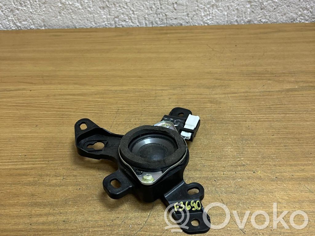 Lexus RX 450H Subwoofer altoparlante 