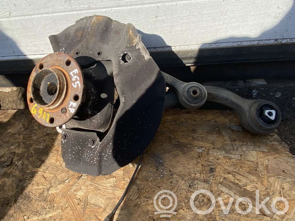 BMW 7 E65 E66 Achsschenkel vorne 