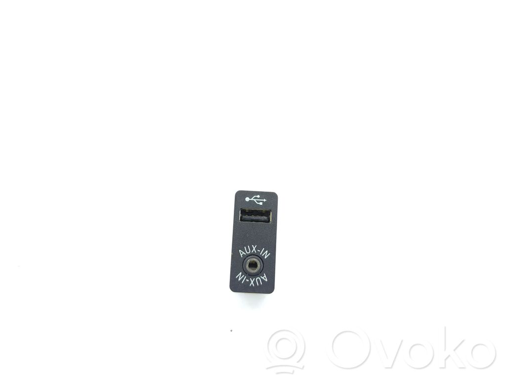 BMW X3 F25 Câble adaptateur AUX 
