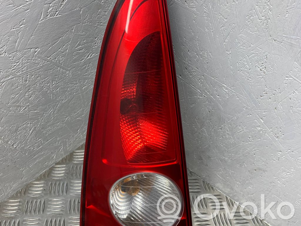 Renault Espace IV Aizmugurējais lukturis virsbūvē 