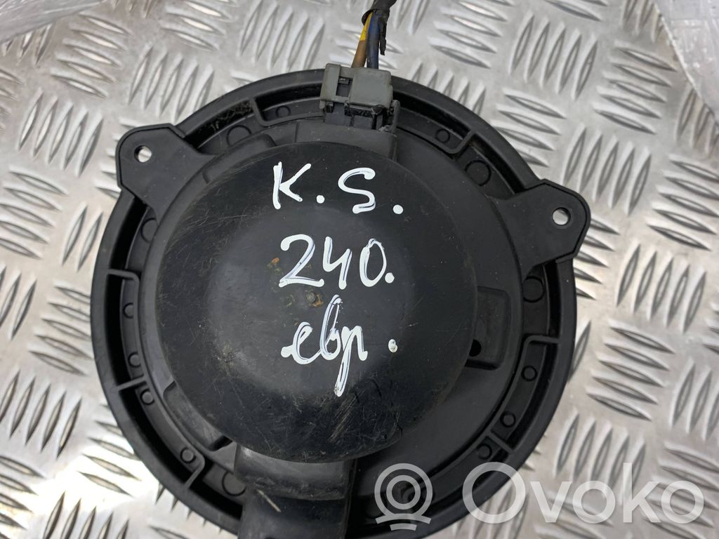 Mazā radiatora ventilators   B308830230,A0540222C