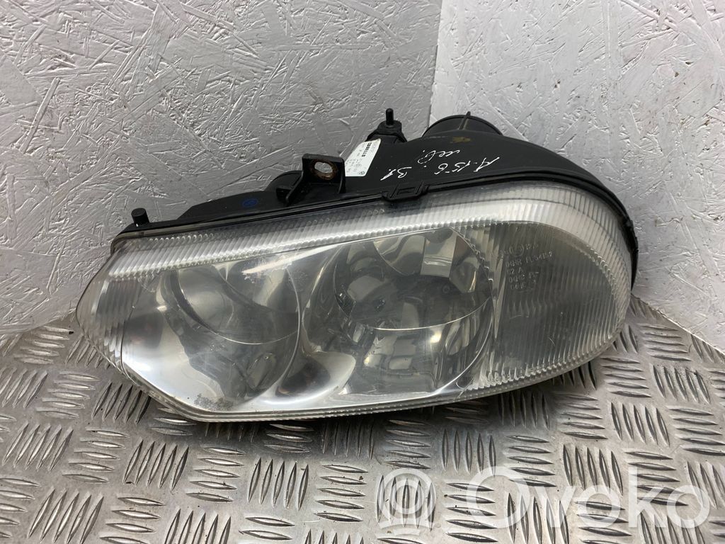 Alfa Romeo 156 Lampa przednia 
