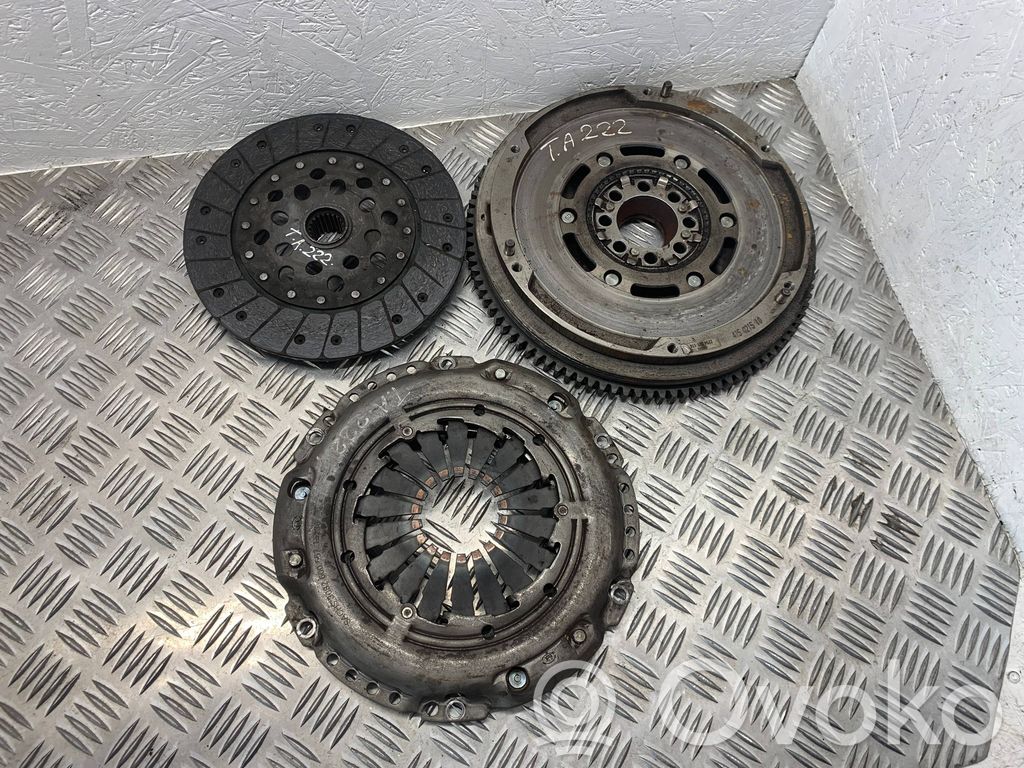 Toyota Avensis T250 Kit ambreiaj 