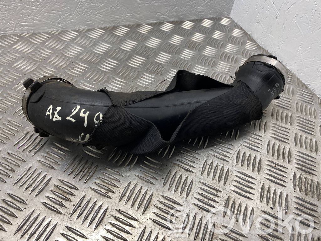 Audi A8 S8 D3 4E Intercooler hose/pipe 