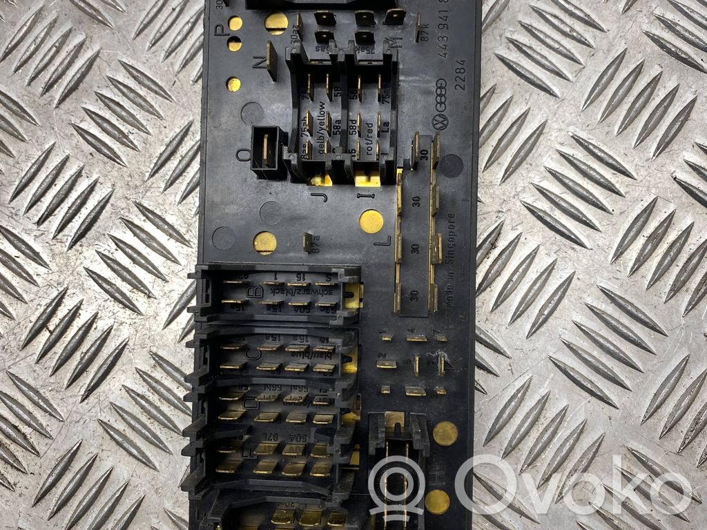 Audi 80 90 B3 Drošinātāju kaste (komplekts) 