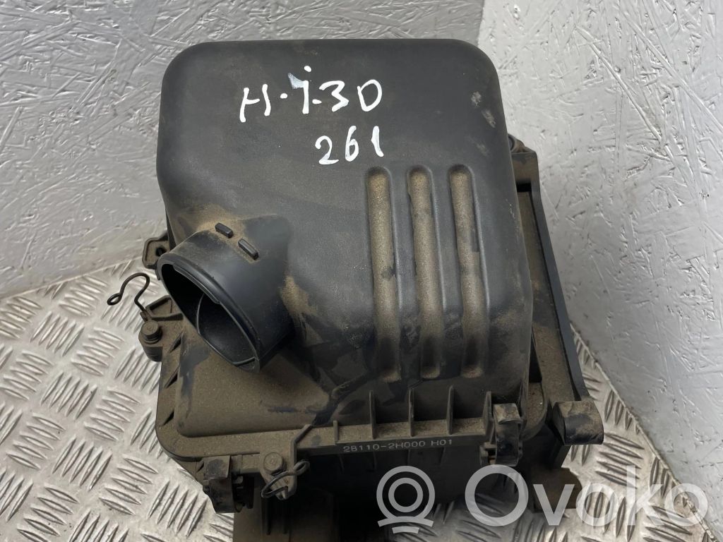 Hyundai i30 Air filter box 