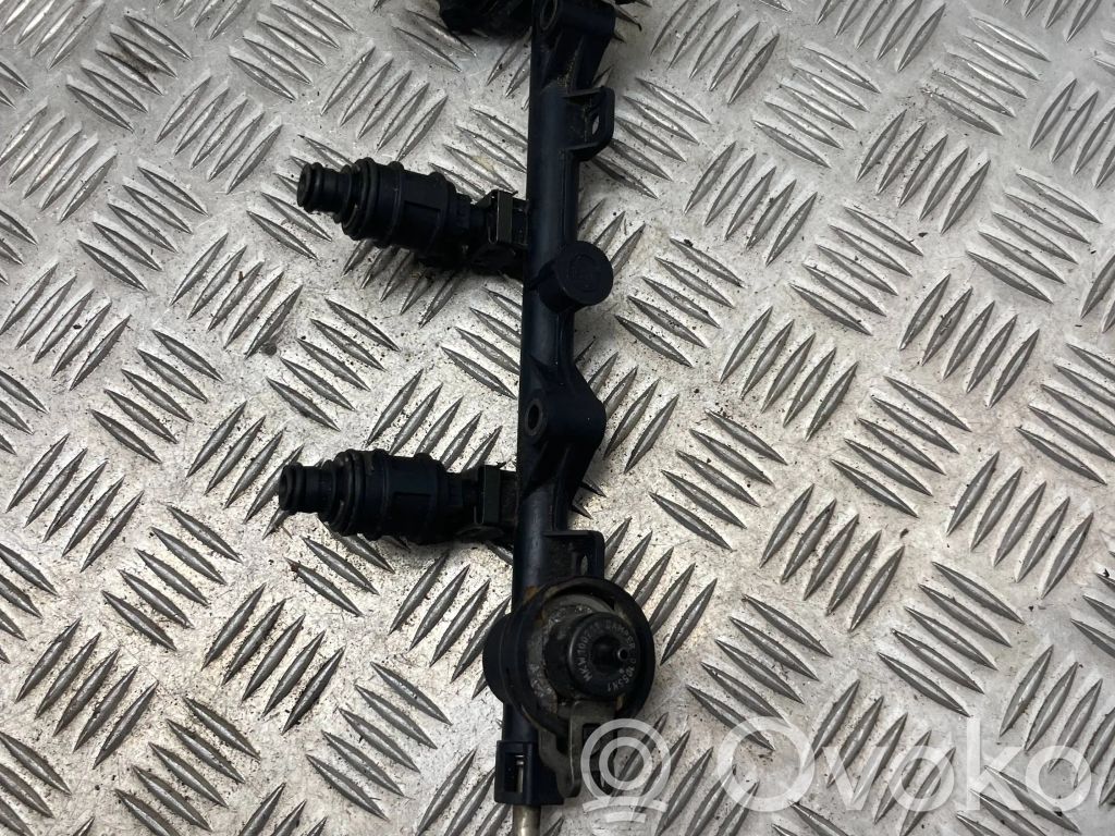 Land Rover Freelander Listwa wtryskowa 
