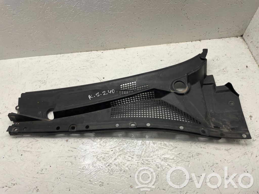 KIA Sorento Wiper trim 