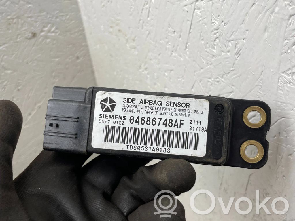 Chrysler Voyager Airbagsensor Crashsensor Drucksensor 