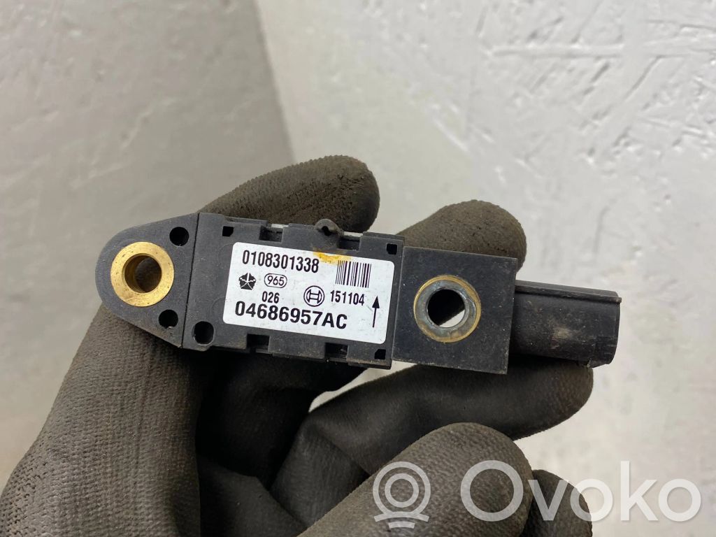 Chrysler Voyager Czujnik uderzenia Airbag 