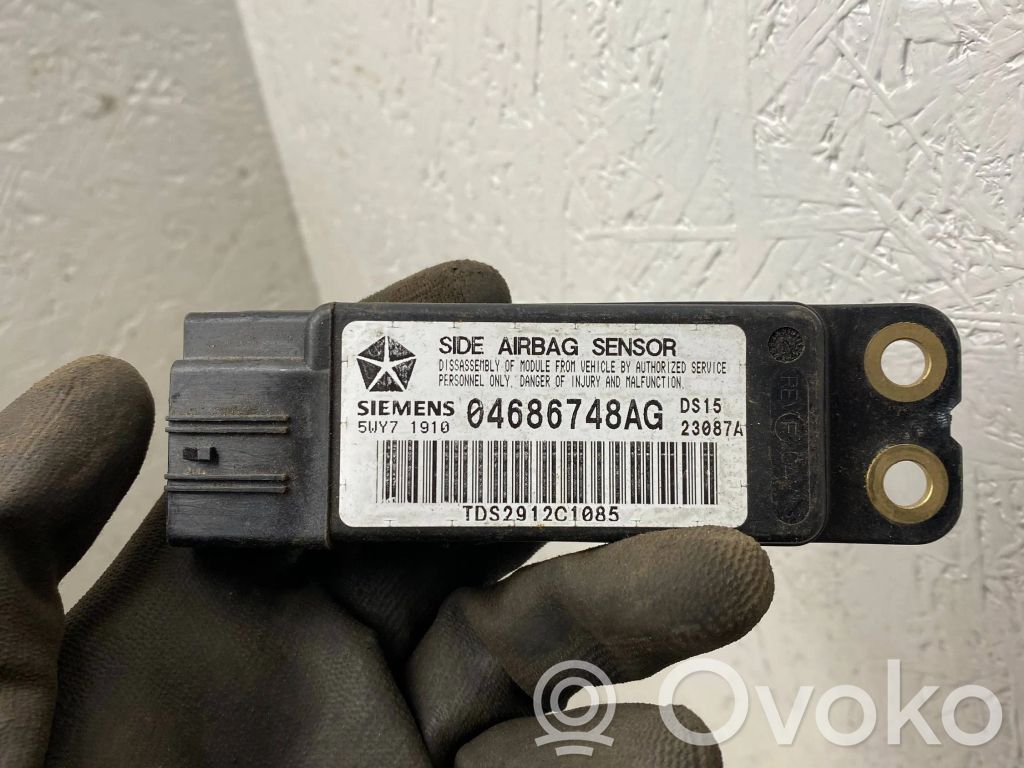 Chrysler Grand Voyager IV Airbagsensor Crashsensor Drucksensor 