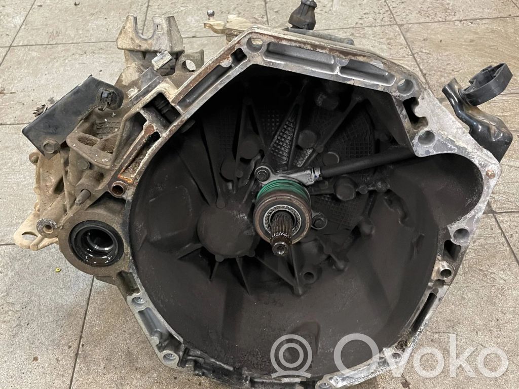 Nissan Qashqai Manualna 6-biegowa skrzynia biegów 
