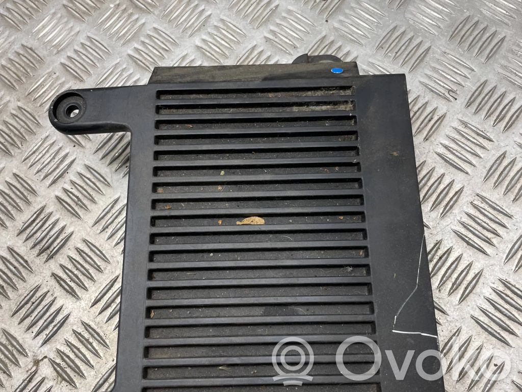 Volvo S80 Sound amplifier 