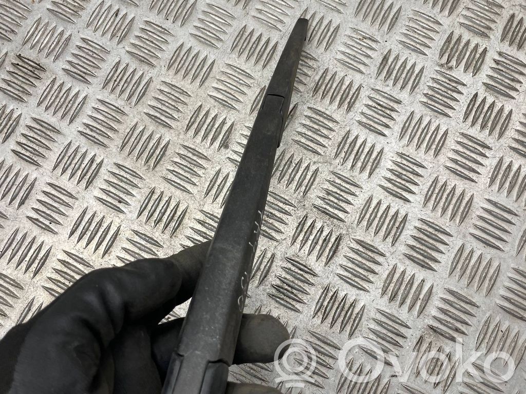 Toyota RAV 4 (XA20) Rear wiper blade arm 