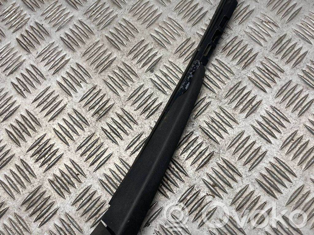 Volvo V50 Rear wiper blade arm 