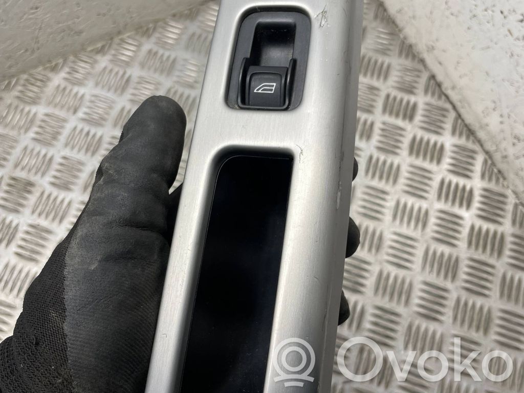 Volvo V50 Electric window control switch 