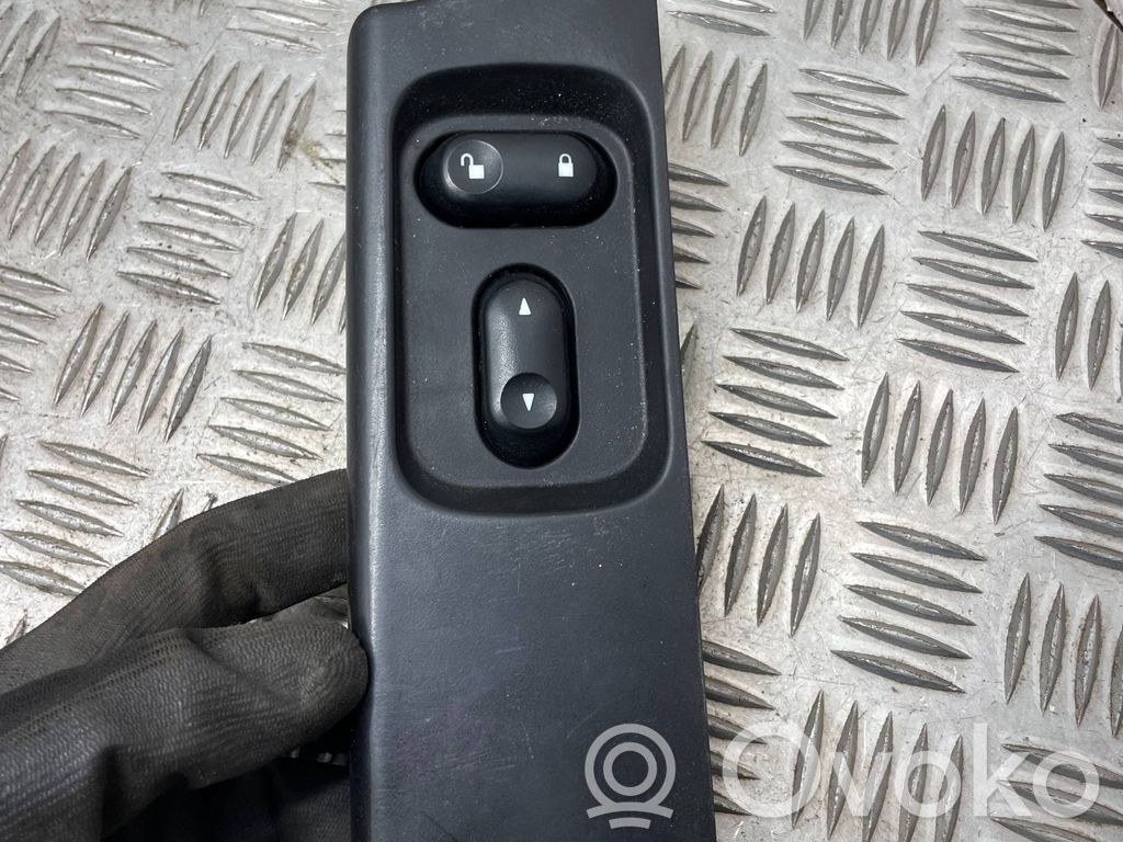 Land Rover Freelander Electric window control switch 