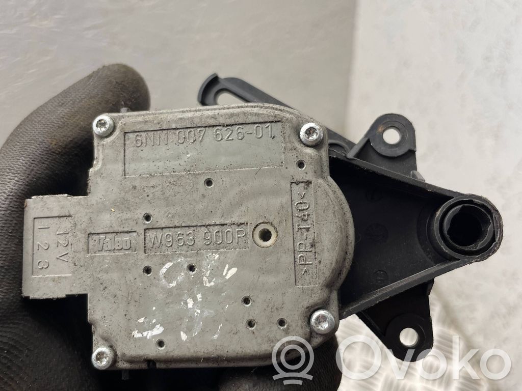 Land Rover Freelander Tuloilmaventtiilin käyttömoottori 