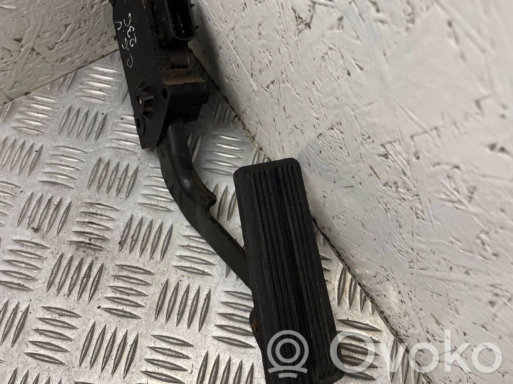 Chrysler Voyager Accelerator throttle pedal 
