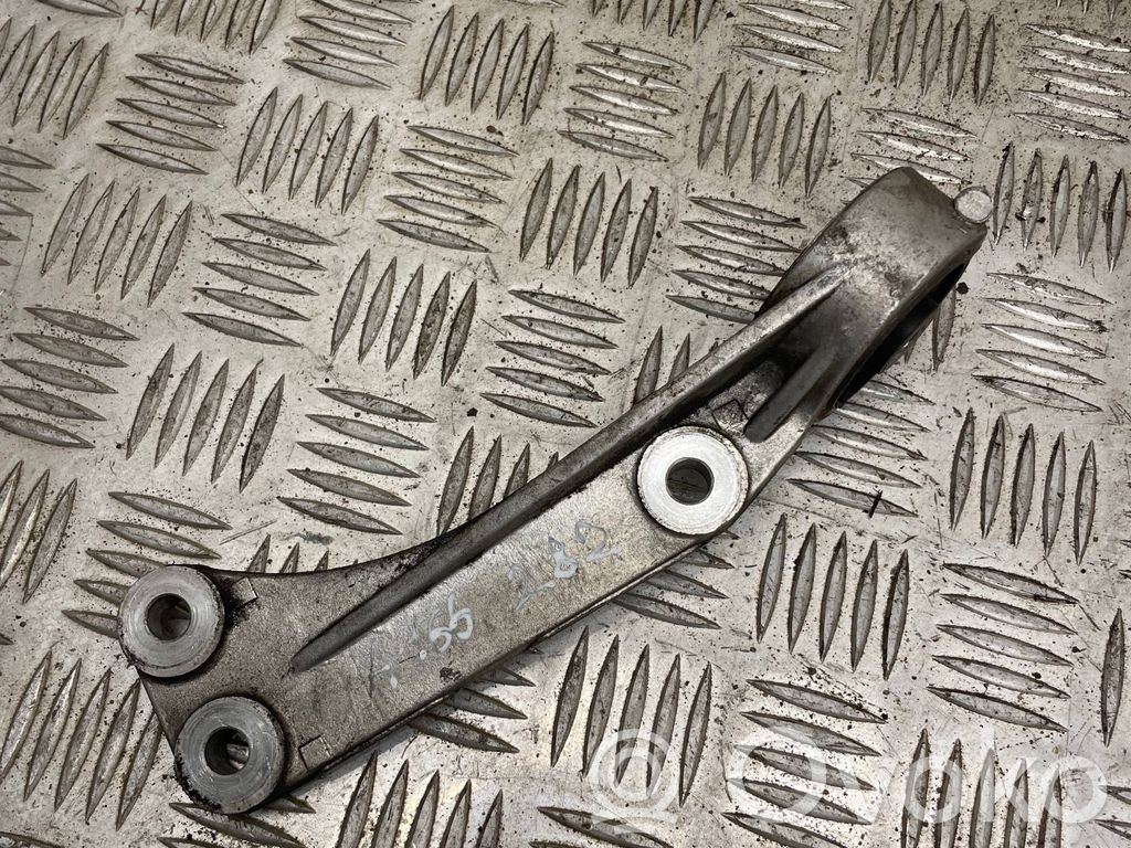 Alfa Romeo 166 Engine mount bracket 