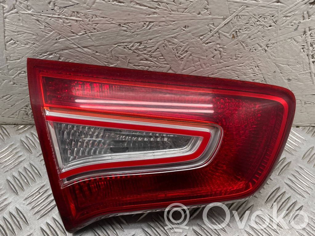 KIA Sportage Takaluukun takavalot 