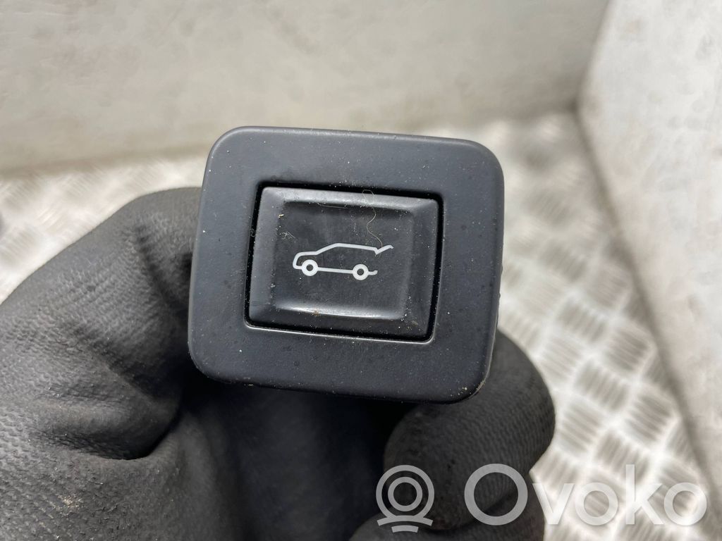 Opel Insignia A Interruptor para abrir la puerta trasera 