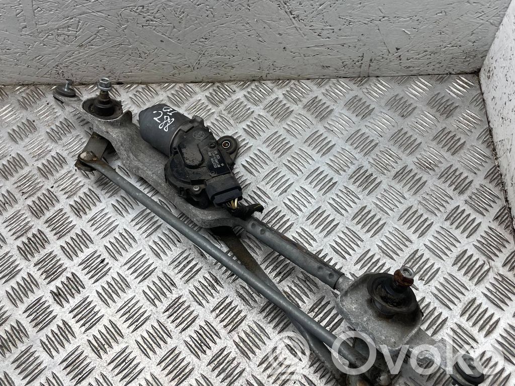 Opel Insignia A Mechanizm i silniczek wycieraczek szyby przedniej / czołowej 